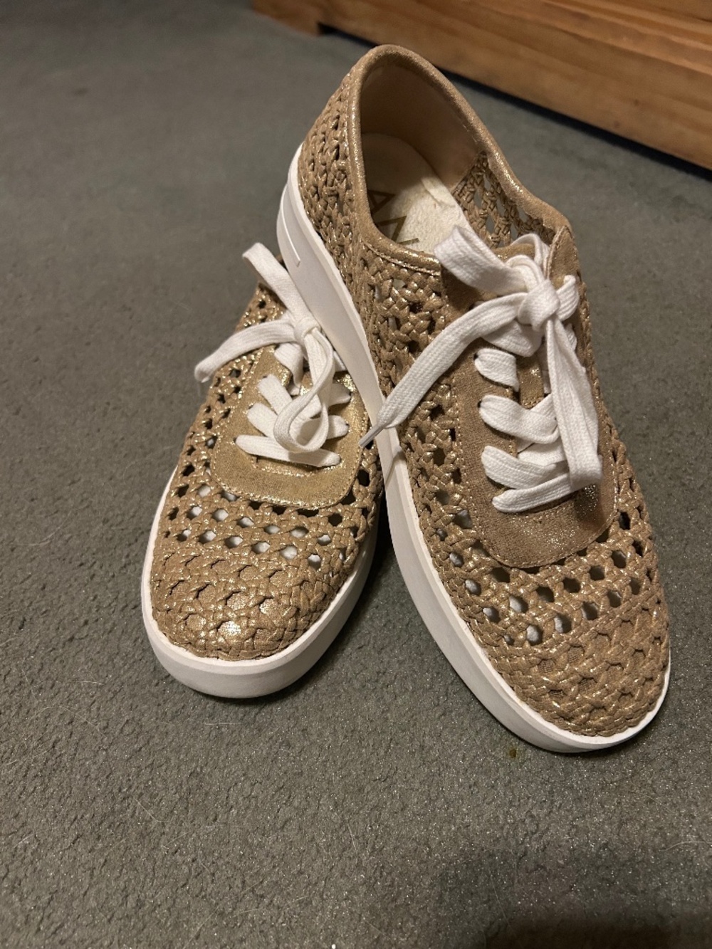 Antonio Melani Brewster Woven Gold Metallic Women’s Lace Up  Sneakers